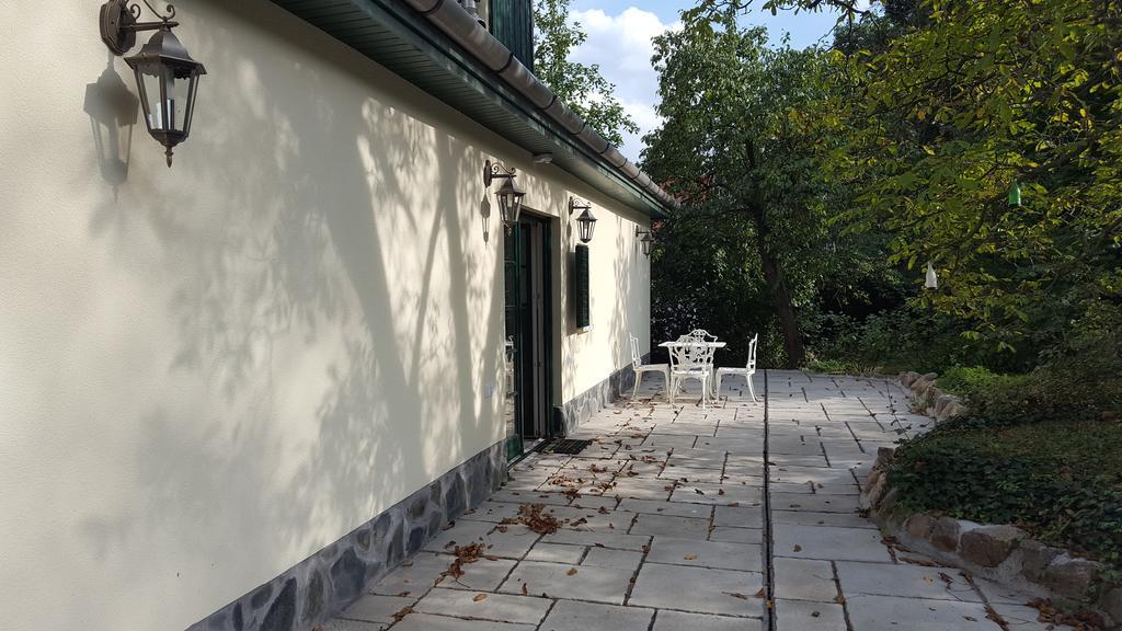 Edit Villa Matrafured Luaran gambar